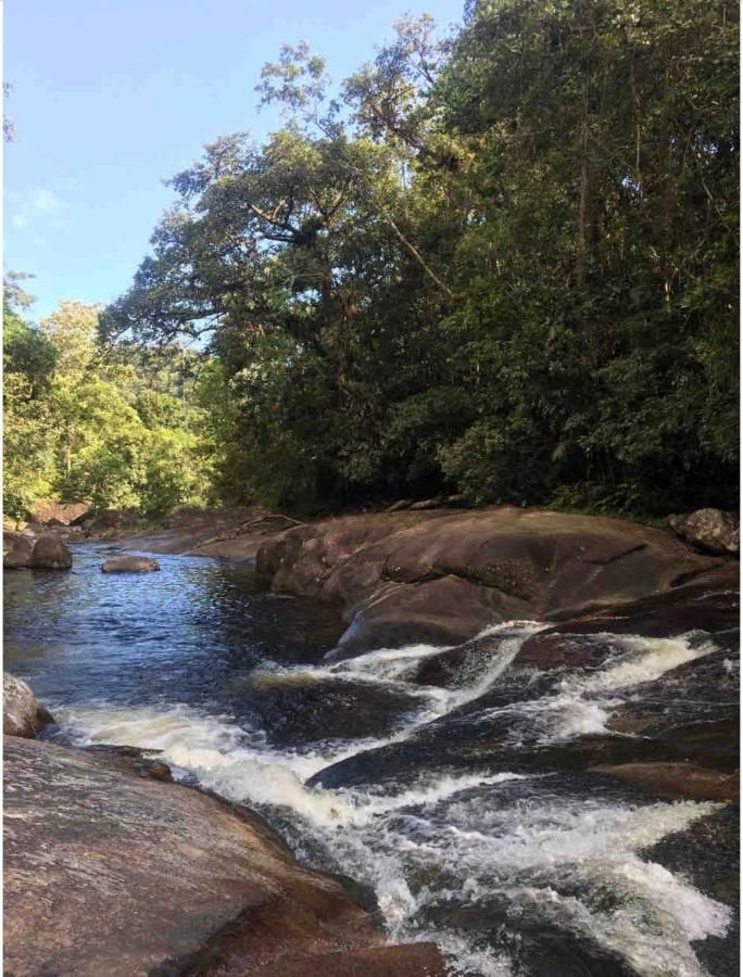 Cachoeira E Praia Em อูบาตูบา ภายนอก รูปภาพ
